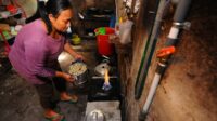 Masak Pakai Kompor Biogas